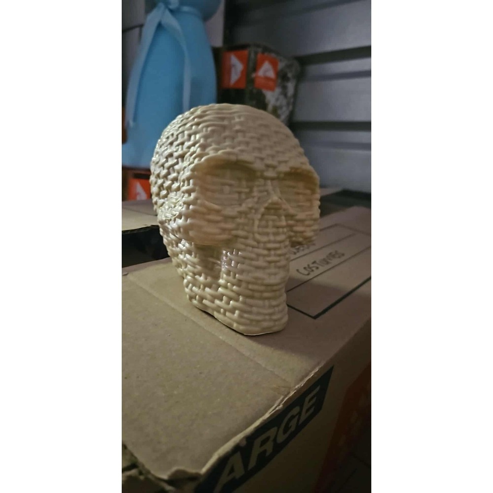 Hyde & Eek Cream Rattan Skull‎
